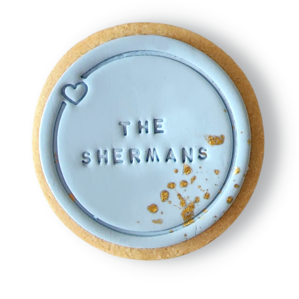 Sweet Mickie wedding cookies with custom surname and gold flecks